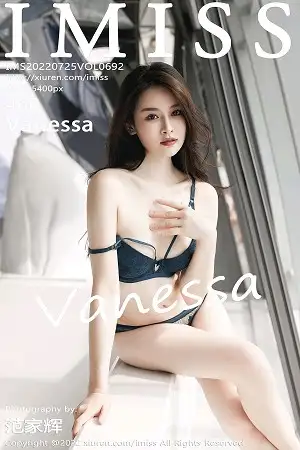 [IMISS爱蜜社]Vol.692 气质美女Vanessa私房脱收身连衣裙露性感蕾丝内衣完美诱惑写真46P