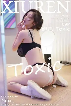 [XiuRen秀人网]No.5807 女神妲己 Toxic十月心愿旅拍性感学妹制服露黑色内衣诱惑写真69P