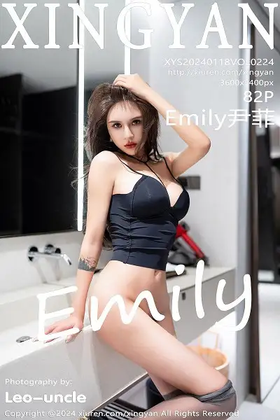 [XINGYAN星颜社]VOL.224 女神Emily尹菲黑色上衣配牛仔裤露超薄灰丝秀翘臀美腿诱惑写真82P