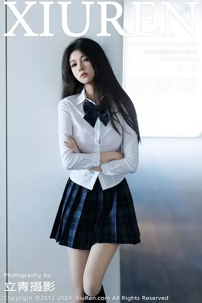 [XiuRen秀人网]No.9682 模特初梦瑶性感白T露粉红色内衣配超薄肉丝秀完美身材诱惑写真91P