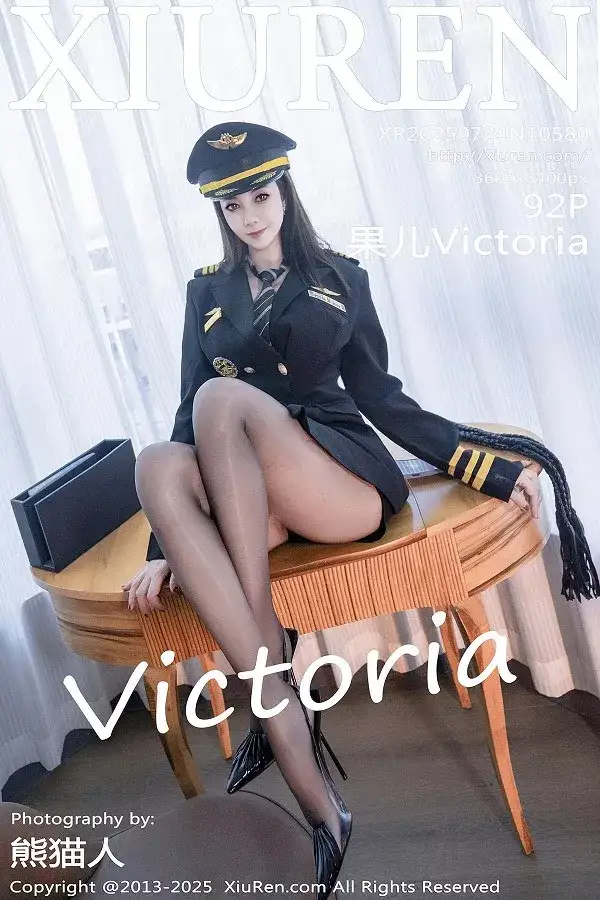 [XiuRen秀人网]No.10580 御姐果儿Victoria性感黑色情趣内衣配超薄黑丝秀惹火身材诱惑写真92P