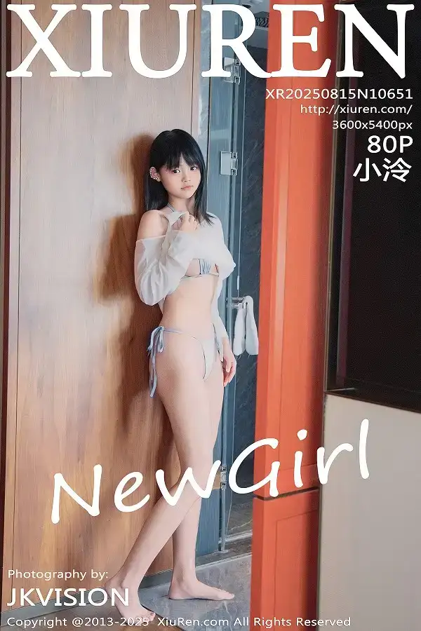 [XiuRen秀人网]No.10651 新人模特小泠性感薄纱服饰露蓝色比基尼秀完美身材诱惑写真80P