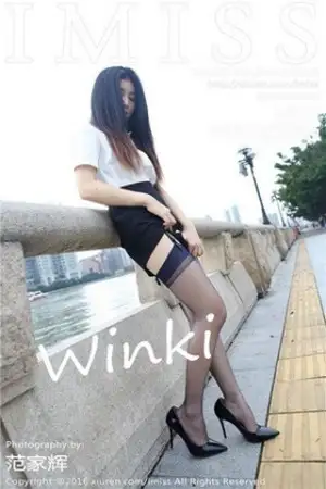 [IMISS爱蜜社]Vol.098 嫩模Winki丝姬室外和室内丝袜美腿系列性感写真165P